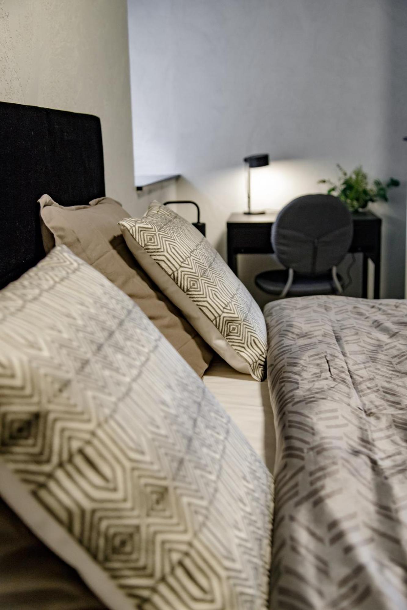 Hales Old Town Urban Apartments Vilnius Ngoại thất bức ảnh
